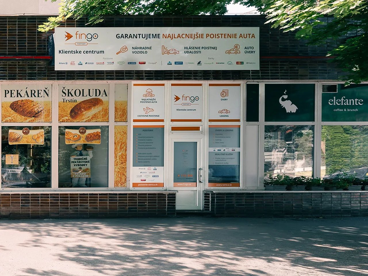 Klientske centrum FinGo Senica – pobočka na Námestí oslobodenia 16 (vedľa kaviarne Elefante)